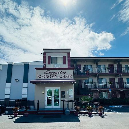 Executive Economy Lodge ปอมปาโนบีช ภายนอก รูปภาพ